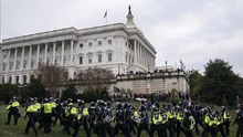 Mỹ: Một cảnh sát thiệt mạng trong vụ bạo loạn tại trụ sở Quốc hội, truy tố 55 đối tượng liên quan