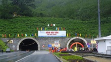 Thông xe hầm Hải Vân 2
