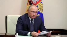 Tổng thống V.Putin khẳng định các nước phương Tây không thể cô lập Nga