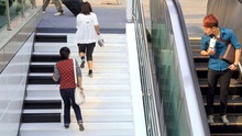 Sắc màu cuộc sống: Độc đáo ý tưởng cầu thang Piano tại nhà ga ở Nhật Bản