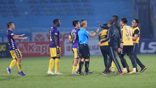 VIDEO: HLV Chu Đình Nghiêm bị cấm chỉ đạo, Hà Nội FC tổn thất lớn