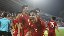 Hùng Dũng dứt điểm tinh tế mang chiến thắng về cho U23 Việt Nam
