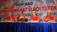 Nhà vô địch AFF Cup 2008 muốn đội tuyển Việt Nam có bài hát cổ vũ