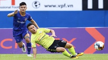VIDEO Highlights và bàn thắng: Bình Dương 0-2 Hà Nội: Quang Hải mờ nhạt