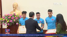 VIDEO Người Thanh Hóa 'mở hội' đón anh em Bùi Tiến Dũng, Lê Văn Đại của U23 Việt Nam