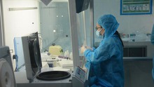 Các chuyên gia đầu ngành hội chẩn ca bệnh Covid-19 nặng tại Bệnh viện Phổi Đà Nẵng