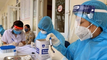 Dịch Covid-19: Thành phố Hồ Chí Minh tìm thấy thêm 3 người nhập cảnh trái phép cùng bệnh nhân 2580