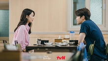 'Hometown Cha-Cha-Cha': Hye Jin qua đêm nhà Doo Shik và cả hai chính thức hẹn hò?