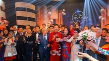 Đón Giao thừa cùng 'Mùa đoàn tụ 2022': Thiêng liêng, tự hào, ấm áp và hy vọng