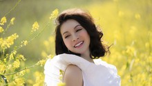 'Nữ hoàng ảnh lịch' Thanh Mai khoe nhan sắc 'thách thức thời gian'