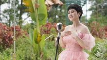 Giọng hát Sao Mai Thúy Nguyễn hát tình ca trong album đầu tay