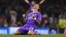 CHÙM ẢNH: Ronaldo quỳ xuống khi vô địch Champions League. Cầu thủ Real rủ nhau... cắt lưới