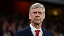 Arsene Wenger bị cấm chỉ đạo 3 trận vì chỉ trích trọng tài