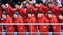 Dàn hoạt náo viên của Triều Tiên gây sốt ở Olympic mùa Đông 2018