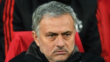 CĐV M.U chia rẽ sâu sắc về bài phát biểu 12 phút của Jose Mourinho