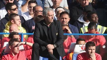 Mourinho điều tra nội bộ sau khi M.U bị lộ đội hình trận gặp Chelsea