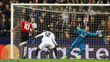 Video clip bàn thắng Valencia 2-1 M.U, Young Boys 2-1 Juventus: Rủ nhau cùng thua