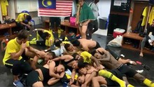 Malaysia ăn mừng cực 'lầy lội' khi vượt qua Thái Lan, vào chung kết AFF Cup