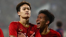 Đội hình ra sân của U23 Việt Nam: Martin Lo dự bị. Đội trưởng Bùi Tiến Dũng bắt chính