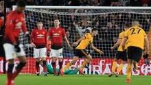 CĐV Wolves hát vang tên của Mourinho khiến fan MU giận tím mặt