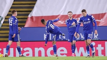 Cuộc đua vô địch Ngoại hạng Anh: Leicester nổi dậy và nỗi lo của MU vs Man City