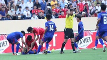 Cầu thủ U23 Lào được khen ngợi vì cứu đối thủ khỏi cảnh nuốt lưỡi
