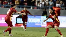 Tuyển nữ Việt Nam nhận 700 triệu tiền thưởng sau trận thắng Philippines