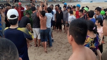 Bình Thuận: 4 người chết đuối khi tắm biển, 2 người mất tích