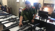 Triệt phá đường dây nhập lậu, mua bán linh kiện súng săn ở Hà Nội
