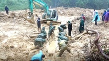 Tìm thấy thi thể 2 nạn nhân vụ sạt lở đất ở Quảng Bình