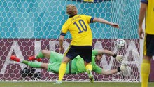 Thụy Điển 1-0 Slovakia: Forsberg ghi bàn trên chấm 11m, Thụy Điển vươn lên dẫn đầu bảng E