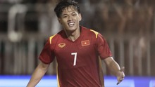 Kết quả Việt Nam 4-0 Singapore: Quang Hải vắng mặt, tuyển Việt Nam vẫn thắng đậm