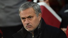TIN HOT M.U 2/4: Mourinho chốt mua 2 hậu vệ. ‘M.U mạnh hơn Liverpool, Tottenham, Chelsea’