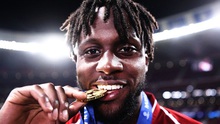 Divock Origi đạt hiệu suất khó tin, cứ sút là vào ở Champions League mùa này!