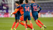 VIDEO: Thủ môn Sevilla ghi bàn phút cuối cùng, giúp đội nhà thoát hiểm ngoạn mục
