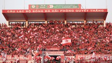 CĐV Hải Phòng 'nhuộm đỏ' sân Lạch Tray, ghi nhận kỷ lục khán giả đến sân