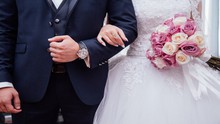 Nghiên cứu khoa học: Các cặp đôi tổ chức đám cưới càng TO, hôn nhân càng NGẮN
