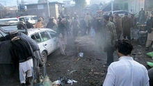 Đánh bom liên tiếp tại Pakistan, khoảng 120 người thương vong