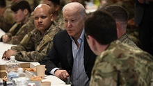 Tổng thống Mỹ Joe Biden họp với các bộ trưởng của Ukraine