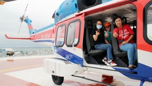 Khởi động tour 'Ngắm Thành phố Hồ Chí Minh từ trên cao' bằng trực thăng