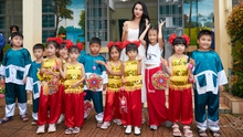 Lâm Thu Hồng đấu giá thiện nguyện ủng hộ học sinh nghèo nhân dịp Trung thu