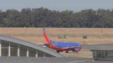 VIDEO: Tá hỏa khi phát hiện tim người bị bỏ quên trên khoang máy bay