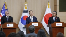 Hàn Quốc, Mỹ, Nhật Bản nhất trí tìm mọi phương án ngoại giao với Triều Tiên