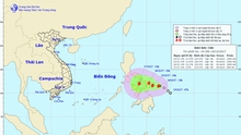 Bão Kai-tak di chuyển chậm theo hướng Tây, diễn biến phức tạp