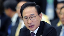 Cựu Tổng thống Hàn Quốc Lee Myung-bak bị thẩm vấn về cáo buộc tham nhũng
