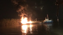 Vụ cháy tàu chở dầu ở Hải Phòng: Đã dập tắt được đám cháy và đưa tàu đến khu vực an toàn