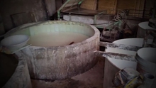 VIDEO: 'Đột nhập' cơ sở sản xuất miến dong bẩn ở Hà Nội