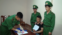 Bắt giữ đối tượng vận chuyển 7.400 viên ma túy tổng hợp từ Lào về Việt Nam