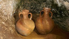Trục vớt các tàu gốm còn nguyên vẹn niên đại 2.000 năm