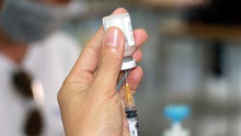 Dịch Covid-19 ngày 7/12: Giám đốc Sở GD&ĐT Hà Nội 'đính chính' về 2 lô vaccine tăng hạn sử dụng